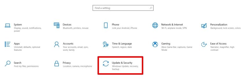 توجه إلى الإعدادات وانقر على خيار التحديث والأمان في نظام التشغيل Windows 10